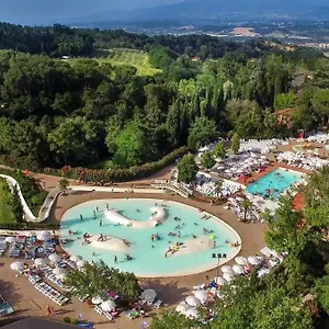 Hu Norcenni Girasole Village Kompleks wypoczynkowy